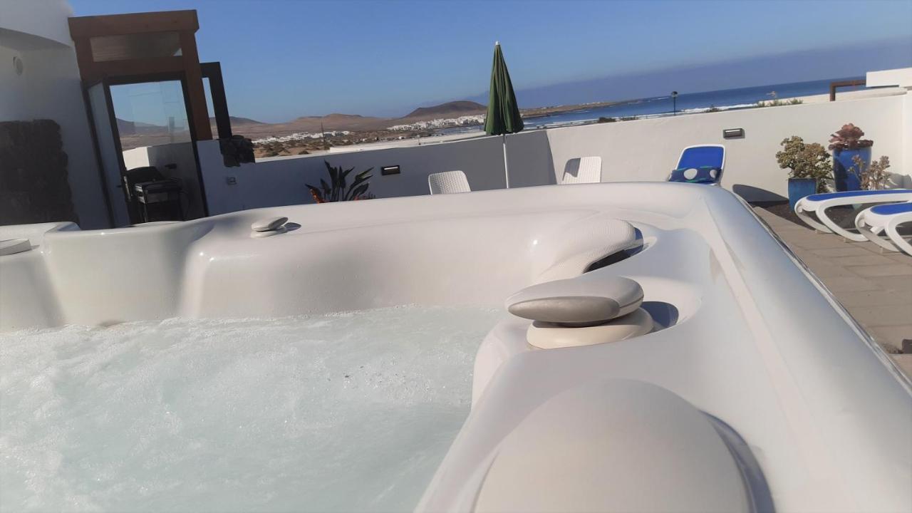 La Belle Vie Villa Famara Luaran gambar