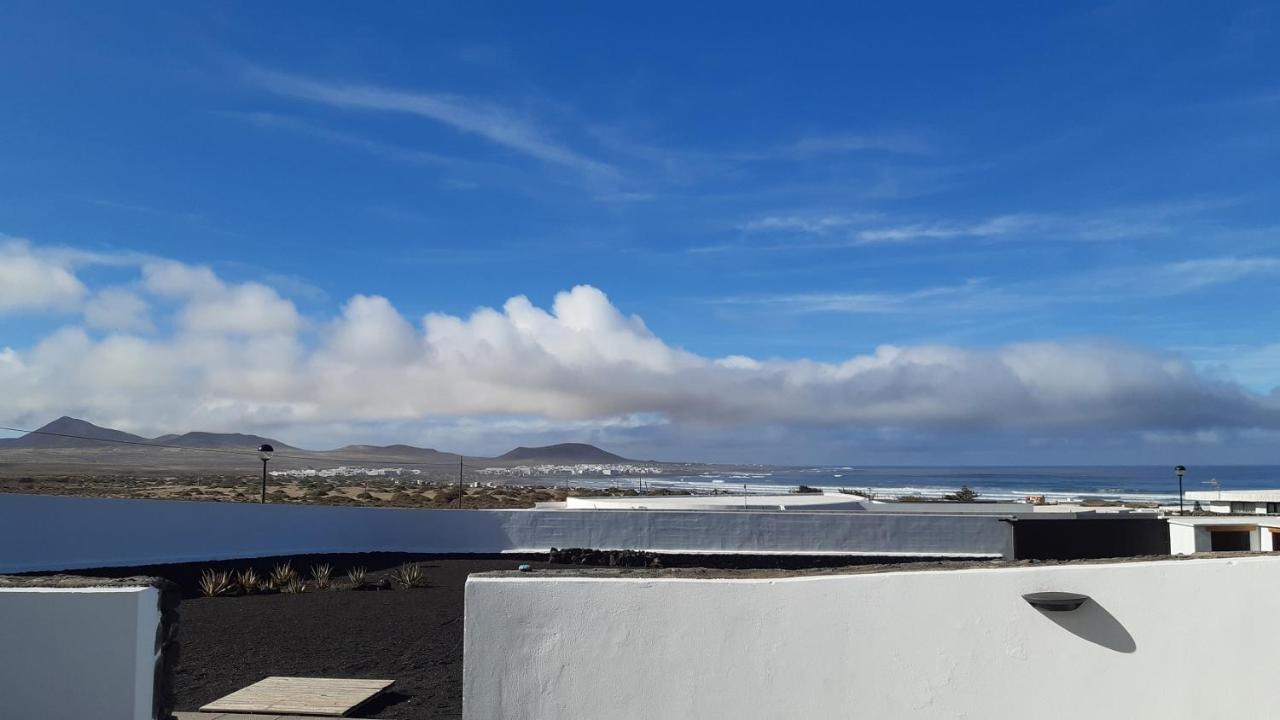 La Belle Vie Villa Famara Luaran gambar