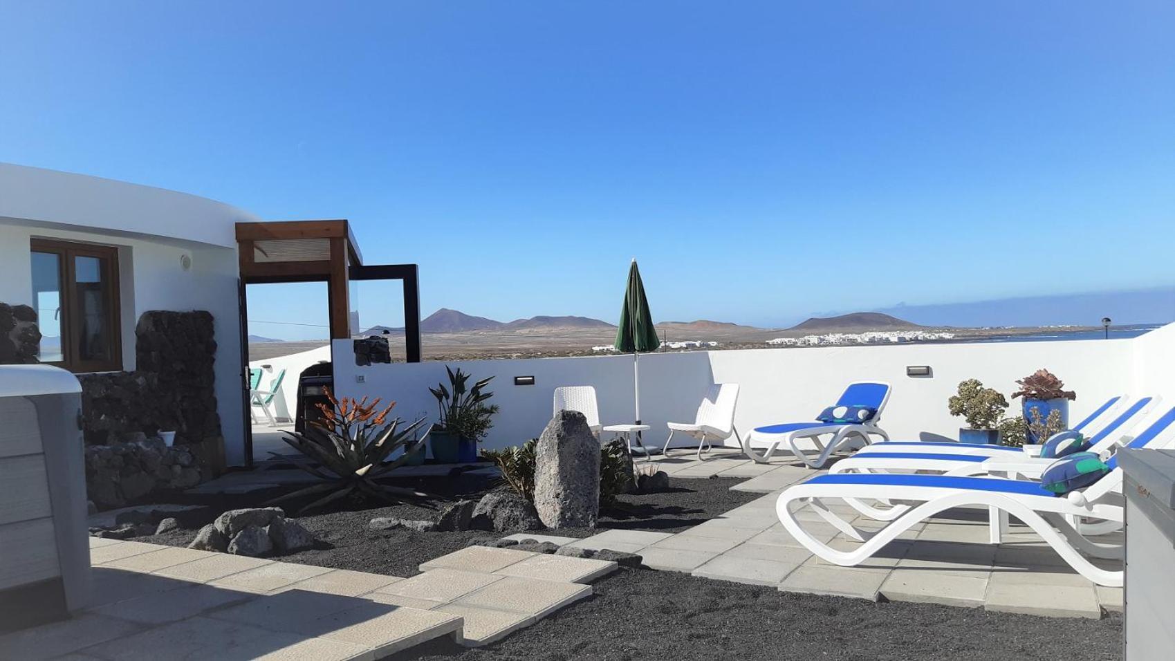 La Belle Vie Villa Famara Luaran gambar